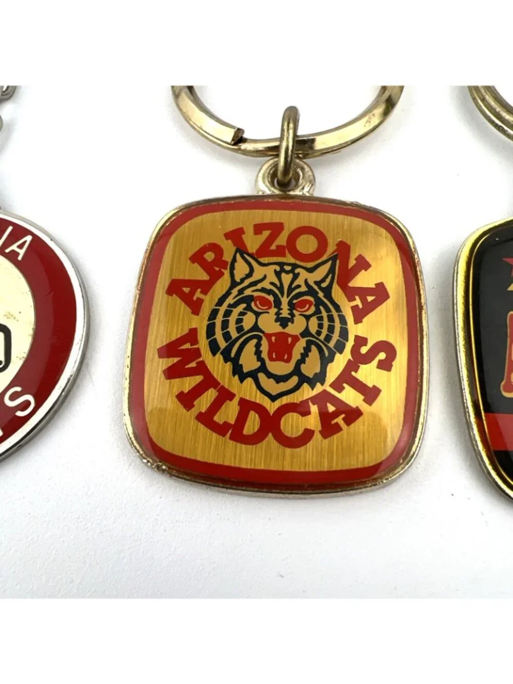 Lot of 3 Vtg Arizona Wildcats Keychains Brass Keyrings Enamel 1988 Final Four